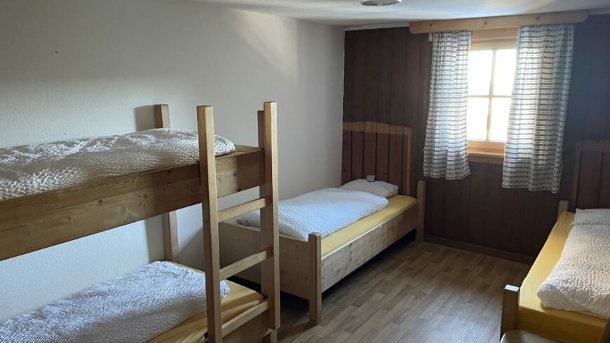 4-Bett-Zimmer „Akams Suite“