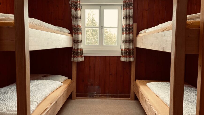 4-Bett-Zimmer „Seifen Suite“ (Zugang durchs Lager)